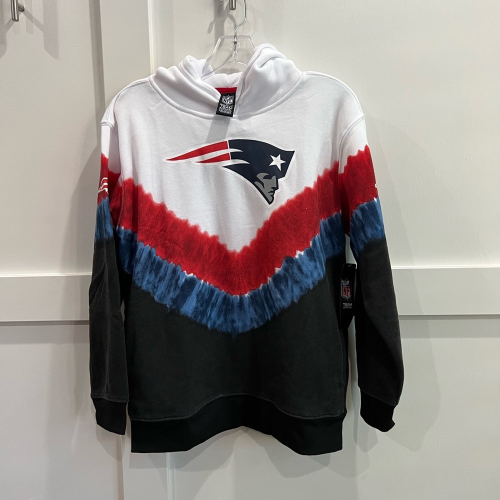 NFL Team Apparel - Youth XL(18-20) - New England Patriots Hoodie